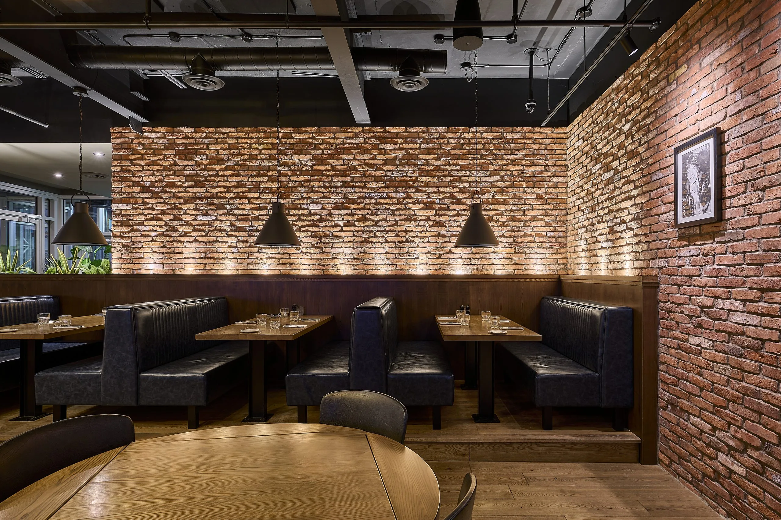 briquette-Old-Bank-Restaurant_L289-3-26-scaled
